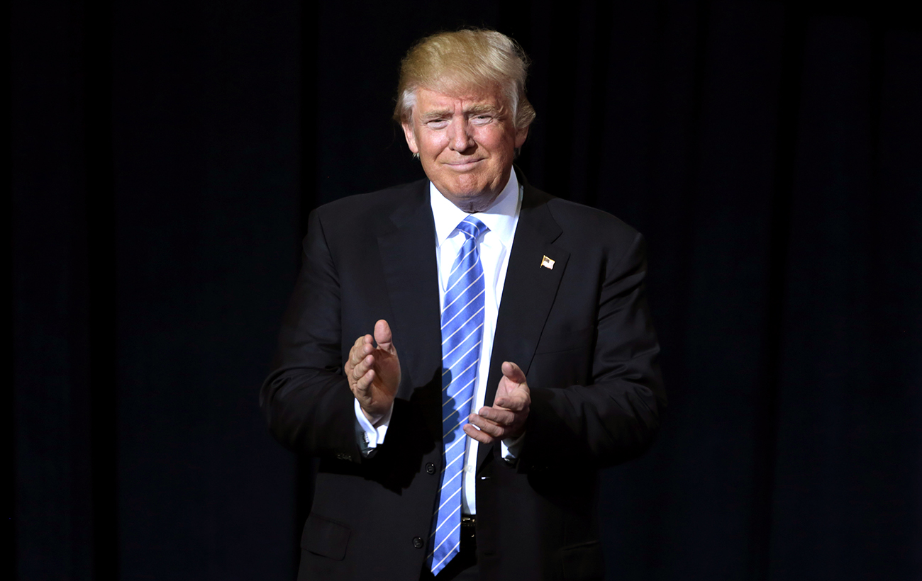 Что о Трампе говорит его странный стиль одежды и прическа